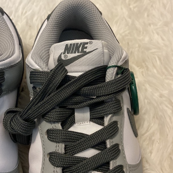 Brand New Nike Dunks Low Light Smoke Grey size 5 womens. - Picture 6 of 7